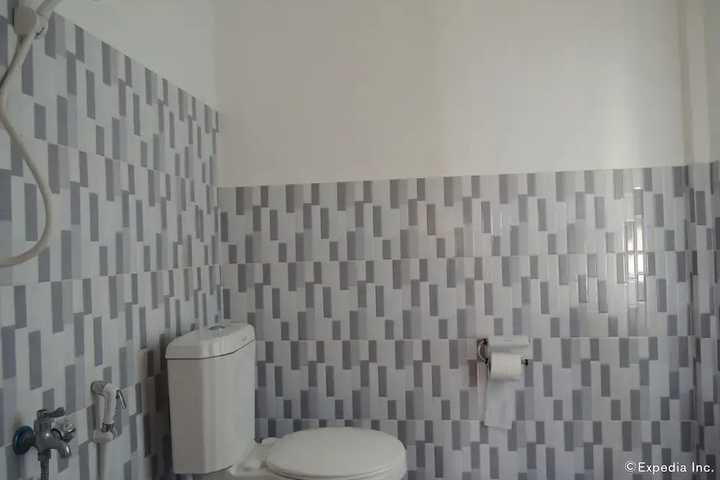 Room 8 of 23