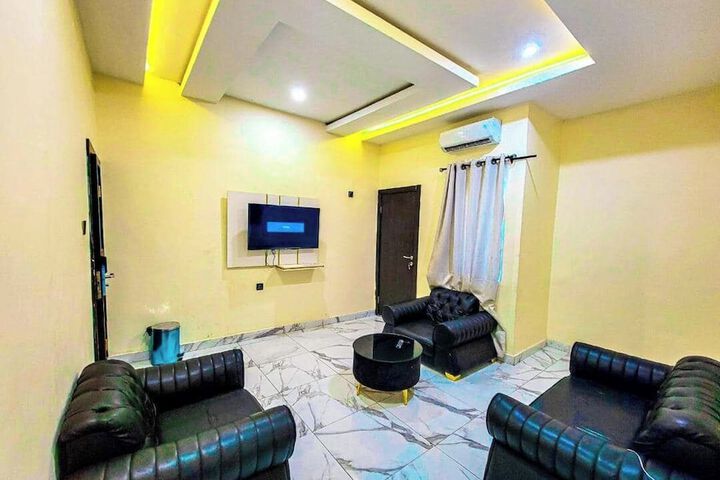 Room 16 of 45