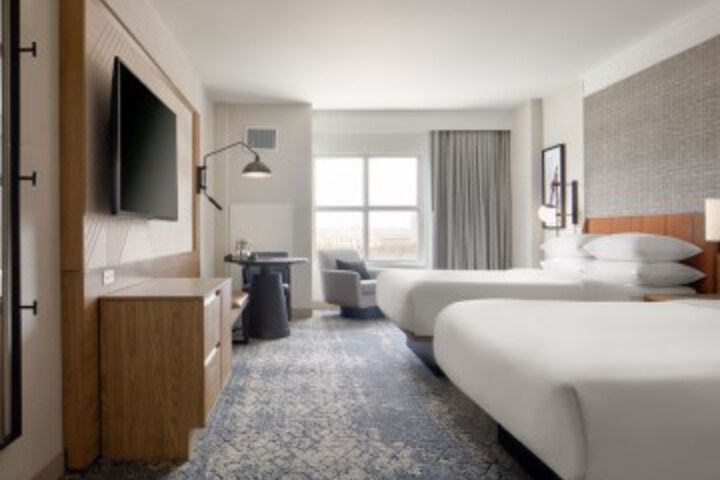 Room 7 of 72