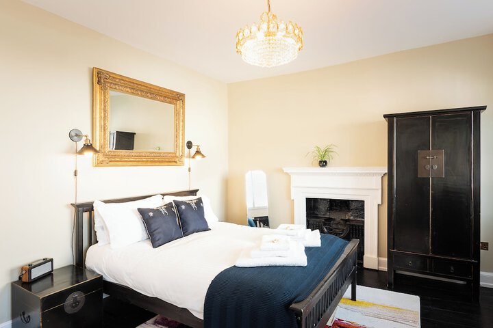 Room 12 of 47