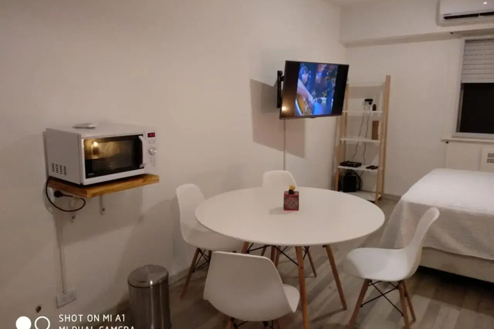 Room 11 of 14