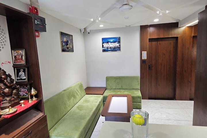 Room 35 of 51