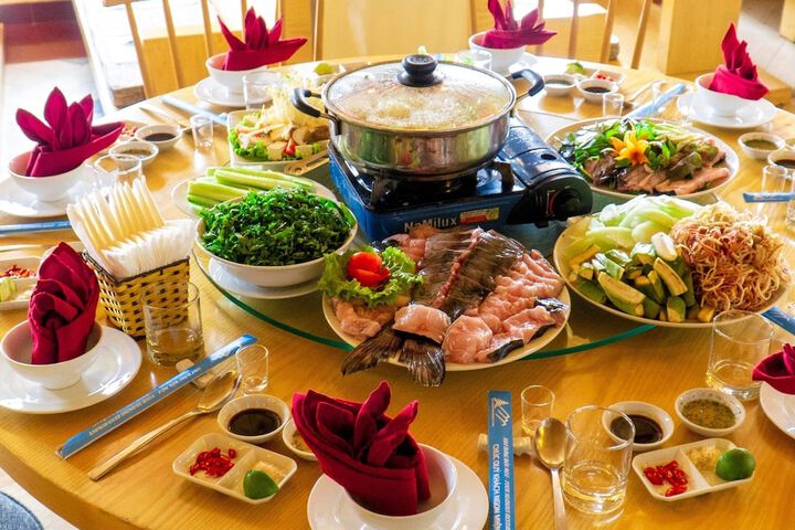 Dining 86 of 122