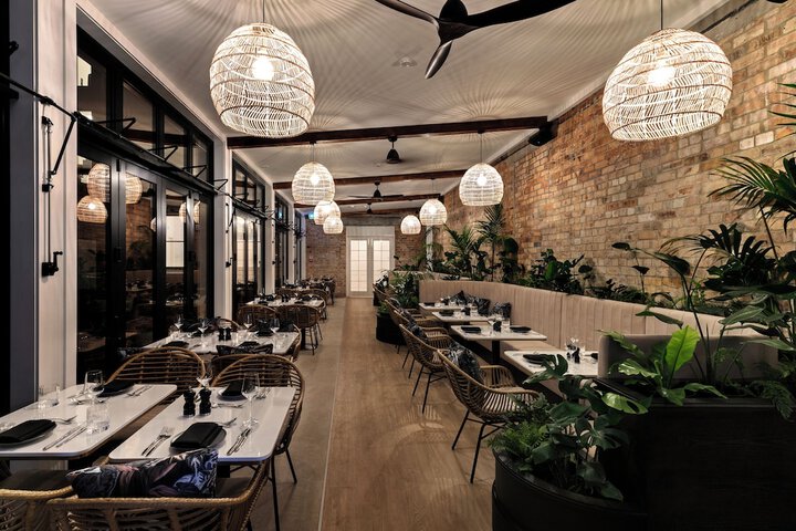 Dining 42 of 68