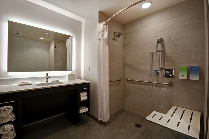 Bathroom shower