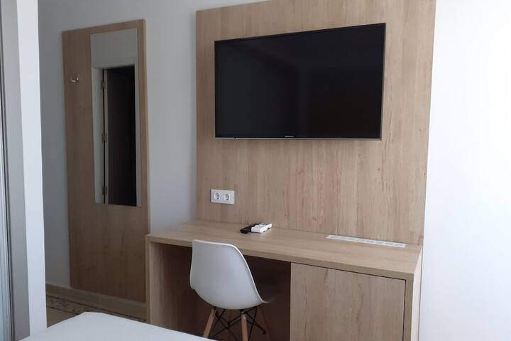 Room 18 of 41