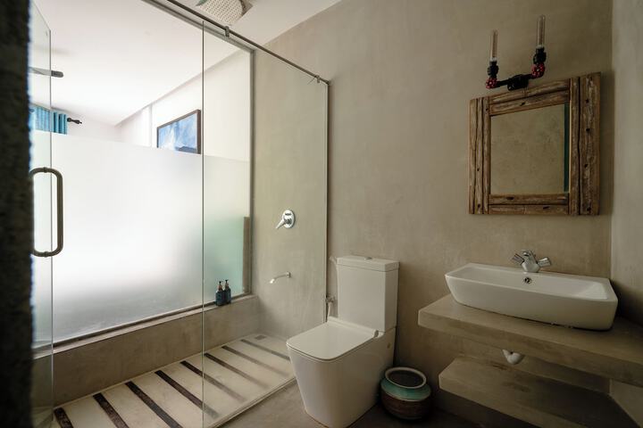 Room 10 of 40