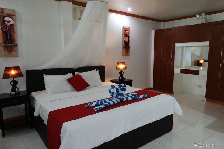 Room 14 of 70