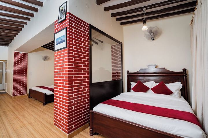 Room 16 of 174