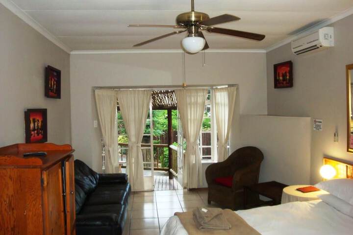Room 9 of 52