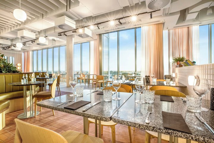 Dining 64 of 124