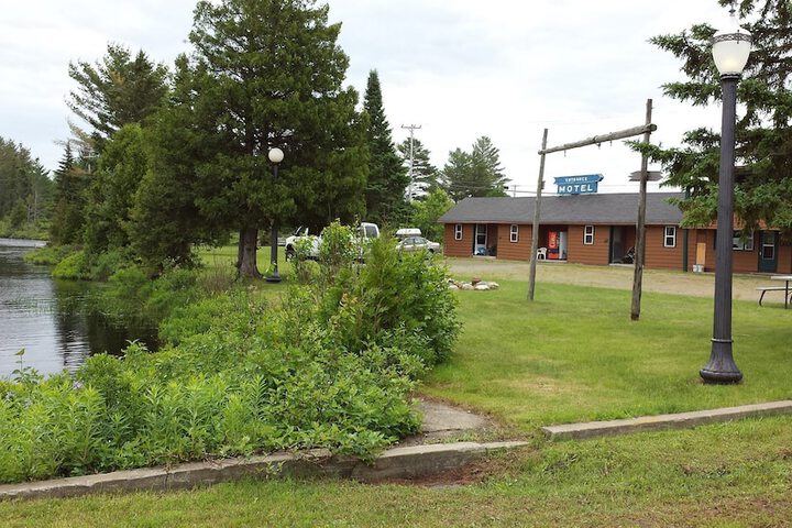 Property Grounds 16 of 22