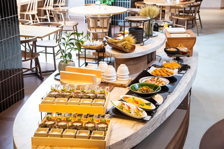 Dining Photos