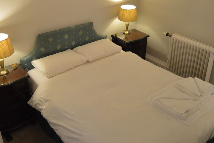 Room 16 of 53