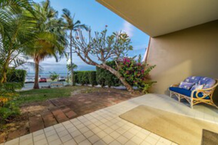 Terrace/Patio 12 of 12