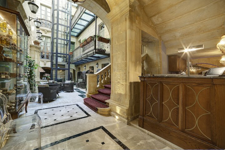Hotel Interior 5 of 70