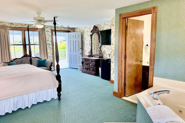 Room 20 of 100