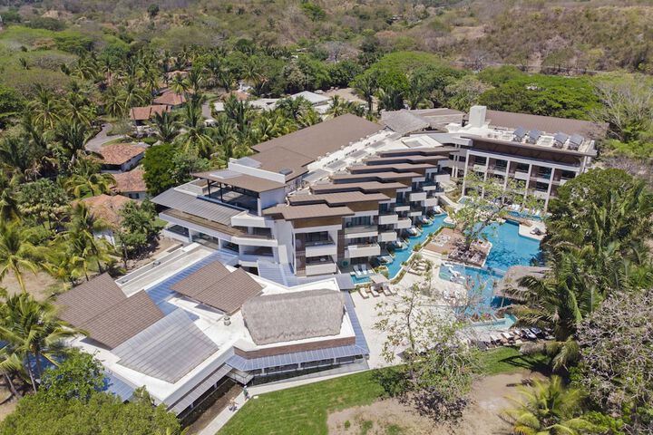 Hotel 72 of 73