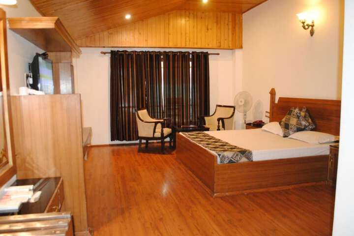 Room 2 of 23