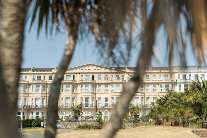 Hotel 250 of 256