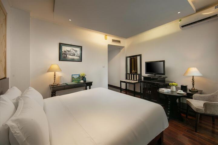 Hanoi Traveller House