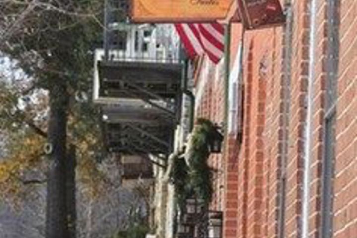 Angels on 3rd Street in Hermann, MO