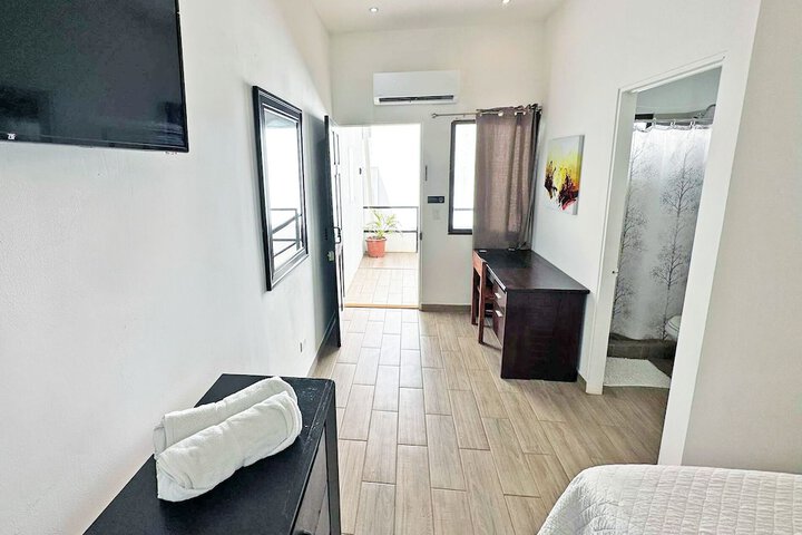 Room 10 of 46