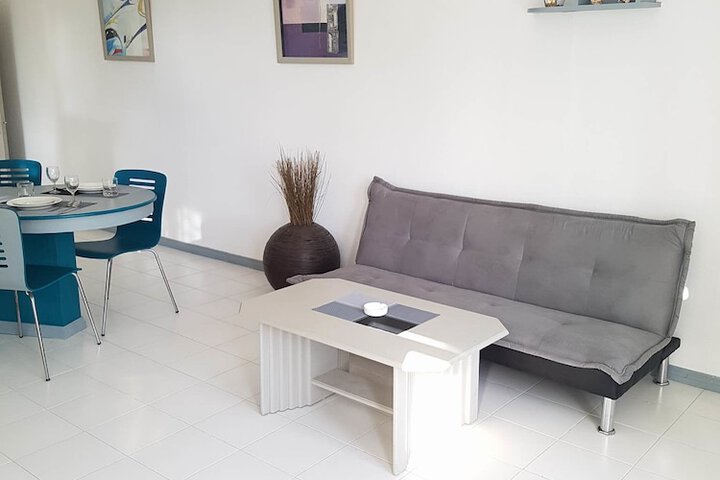 Room 15 of 21