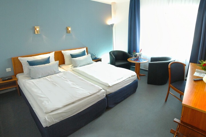 Room 7 of 41
