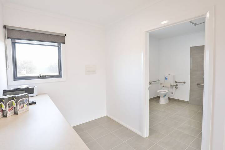 Room 14 of 37