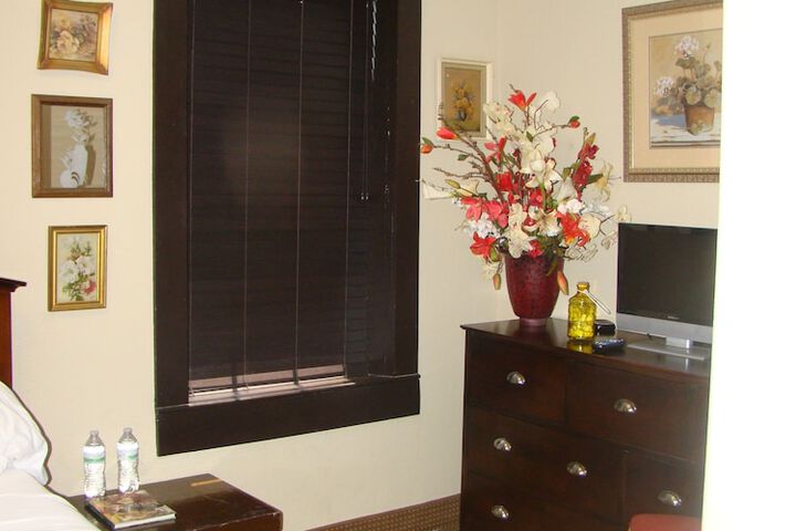 Room 6 of 41