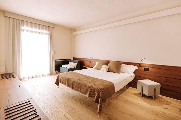 Room 19 of 74