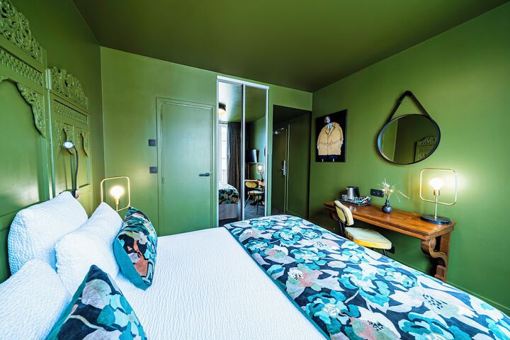Room 33 of 56