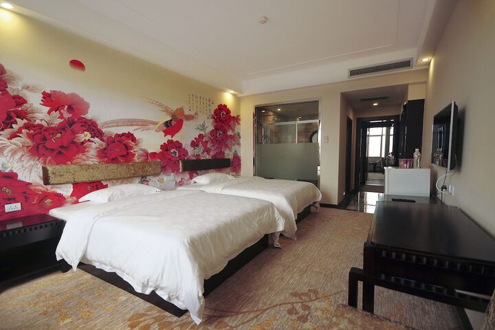 Suite Room