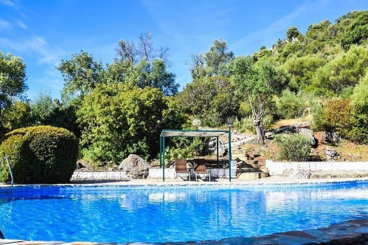 Pool 96 of 132
