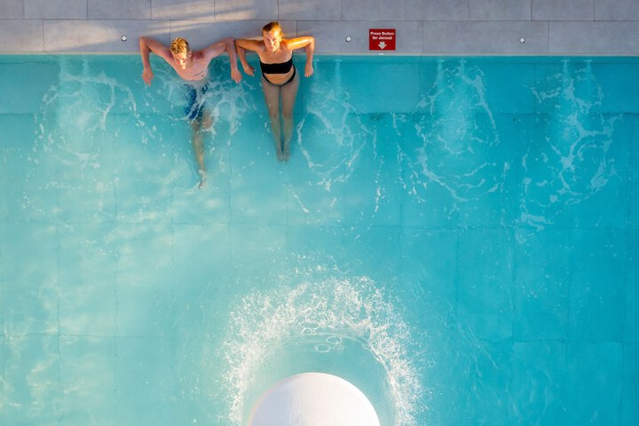 Pools & Facilities