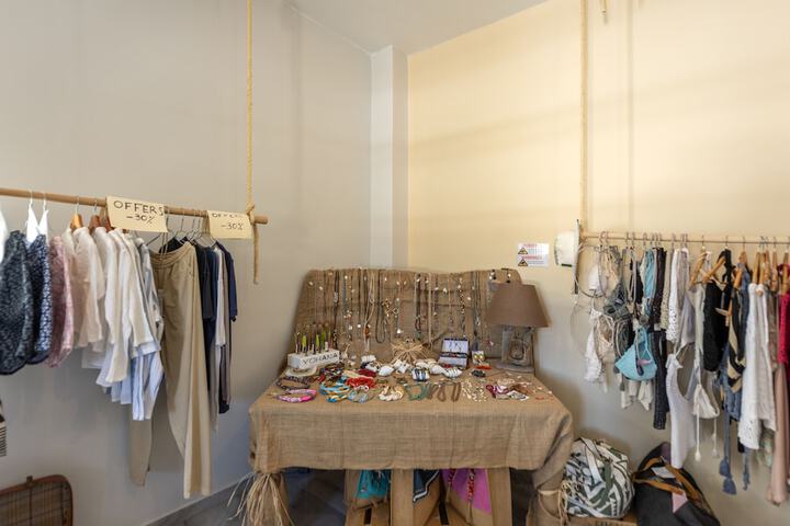 Gift Shop 135 of 183