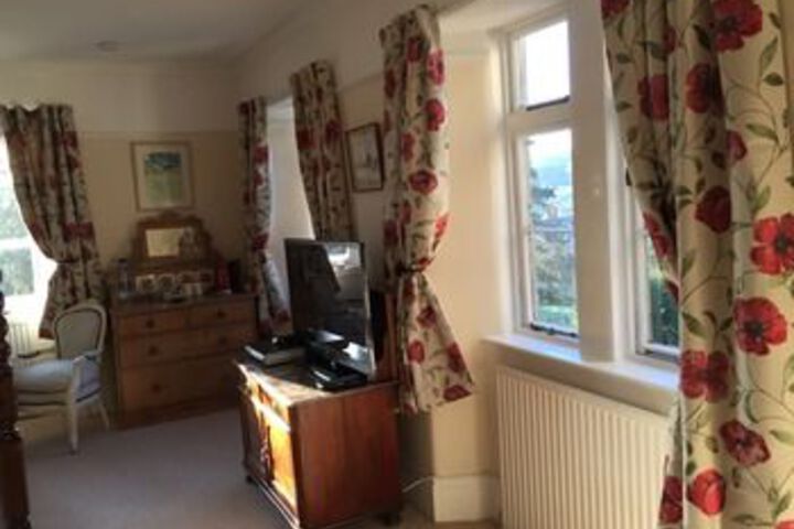 Room 17 of 35