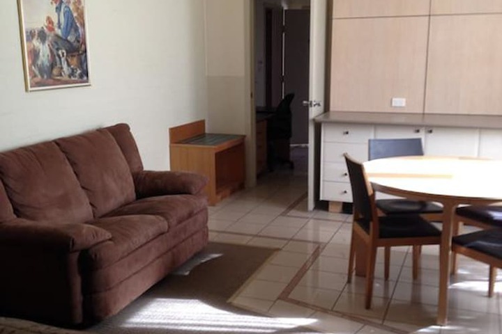 Room 17 of 37
