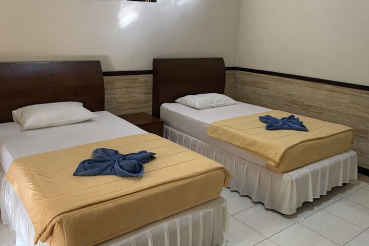 Room 7 of 36