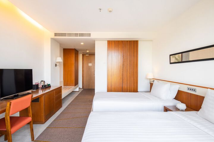 Room 21 of 99