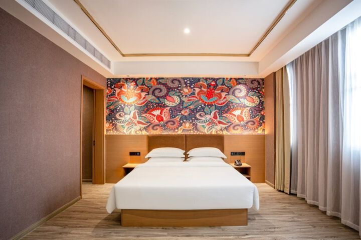 Room 44 of 84