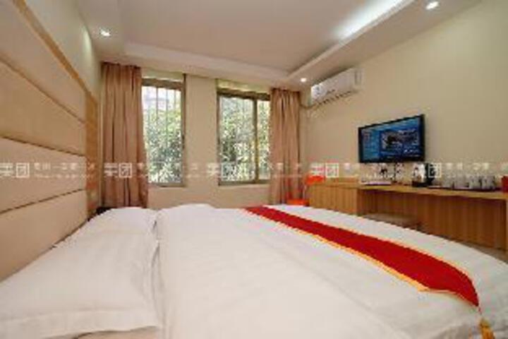 Room 22 of 23