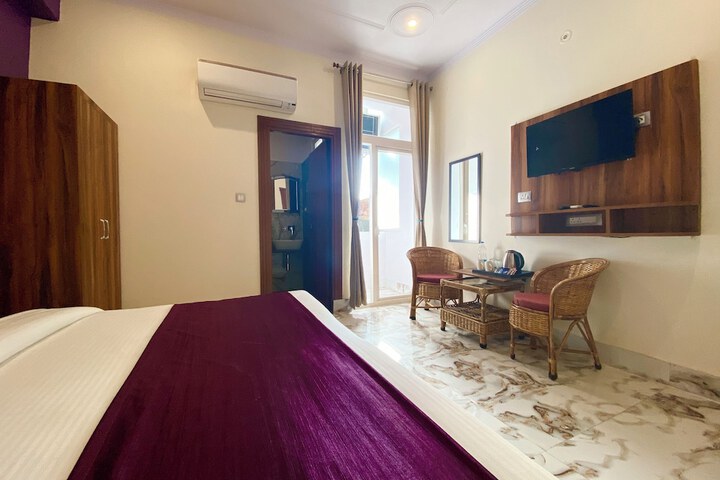 Room 16 of 31