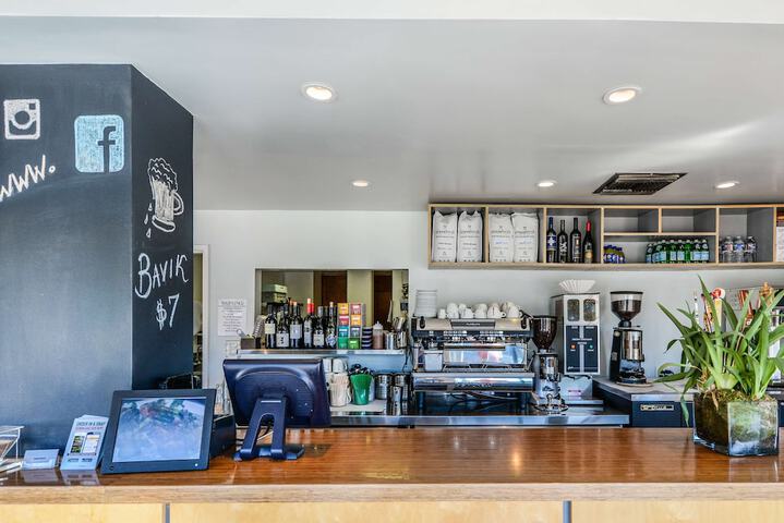 Cafe