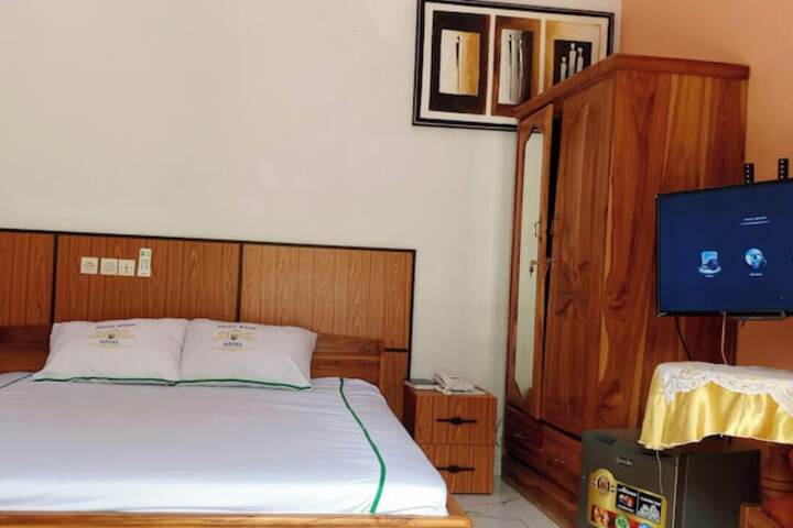 Room 21 of 285