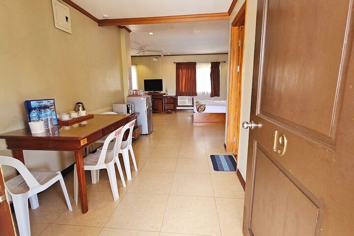 Room 58 of 199