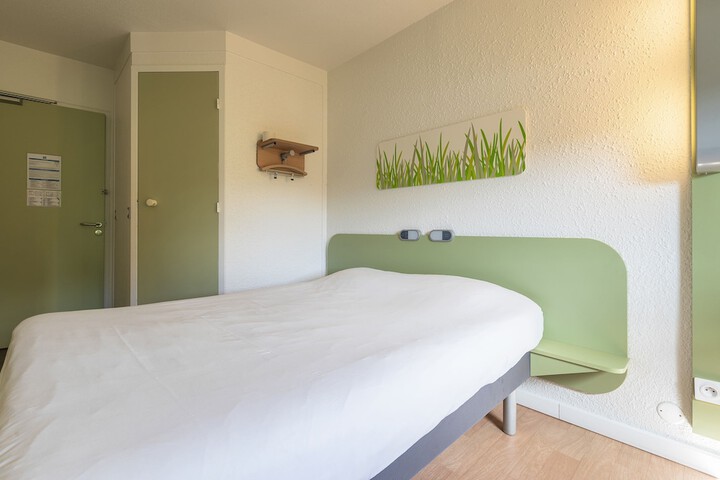 Room 3 of 23
