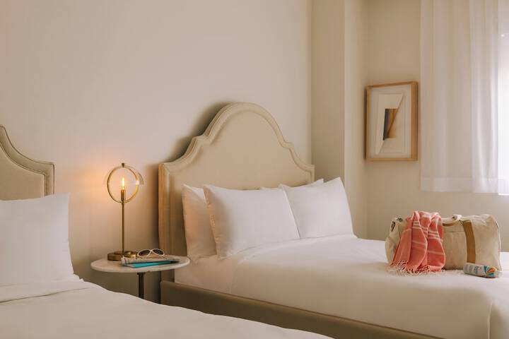 Bedroom Double (3 of 13)