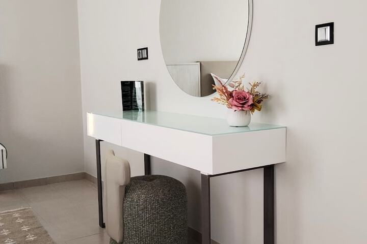 Room 18 of 47
